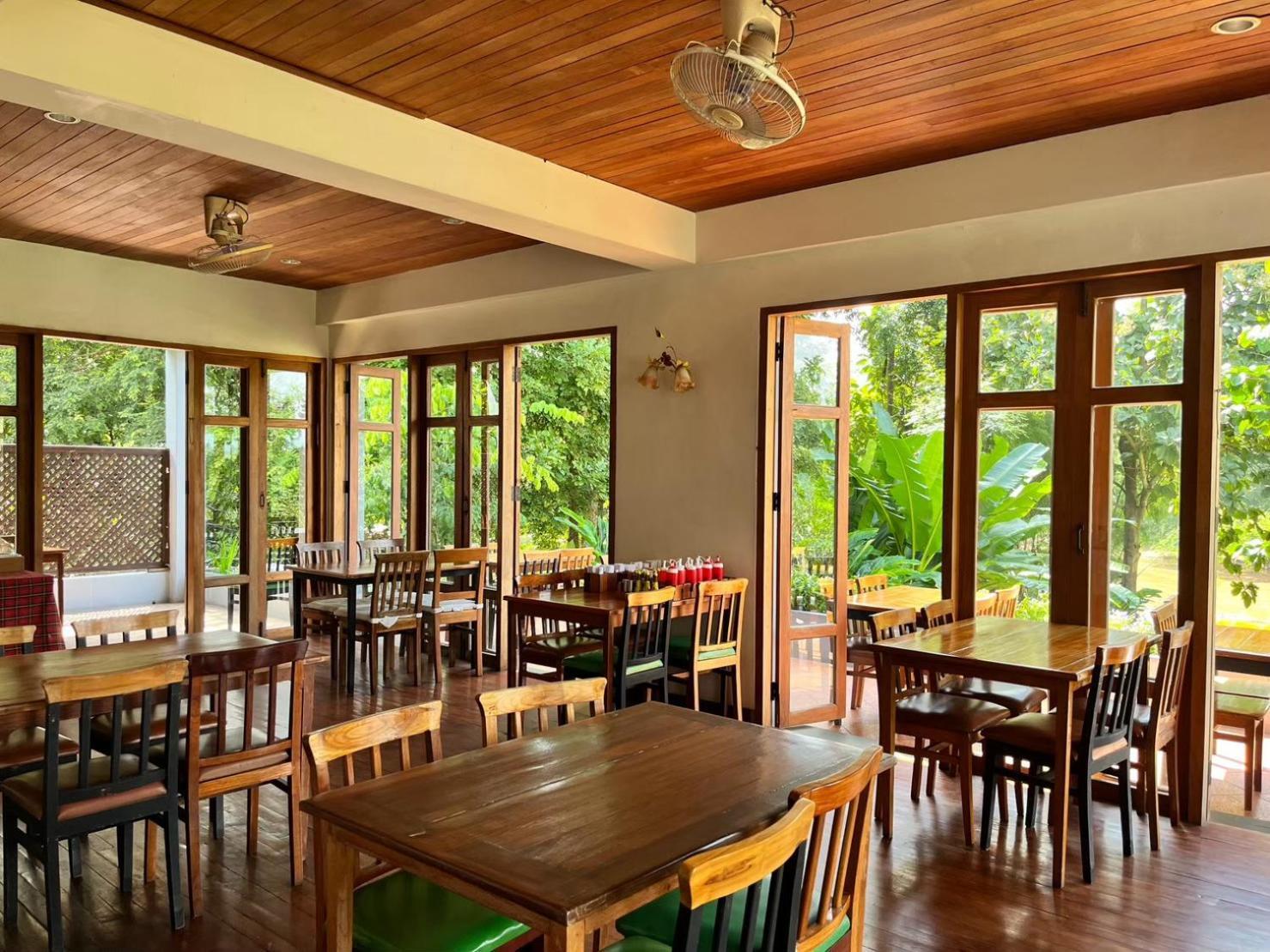 Riverhouse Resort Mae Sariang Exterior foto