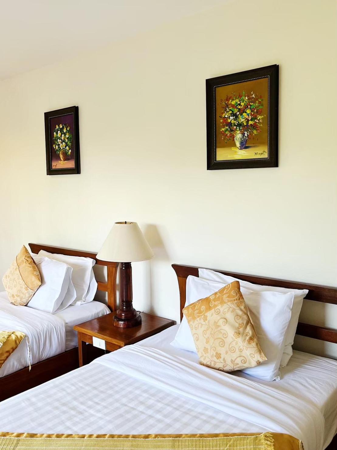 Riverhouse Resort Mae Sariang Exterior foto