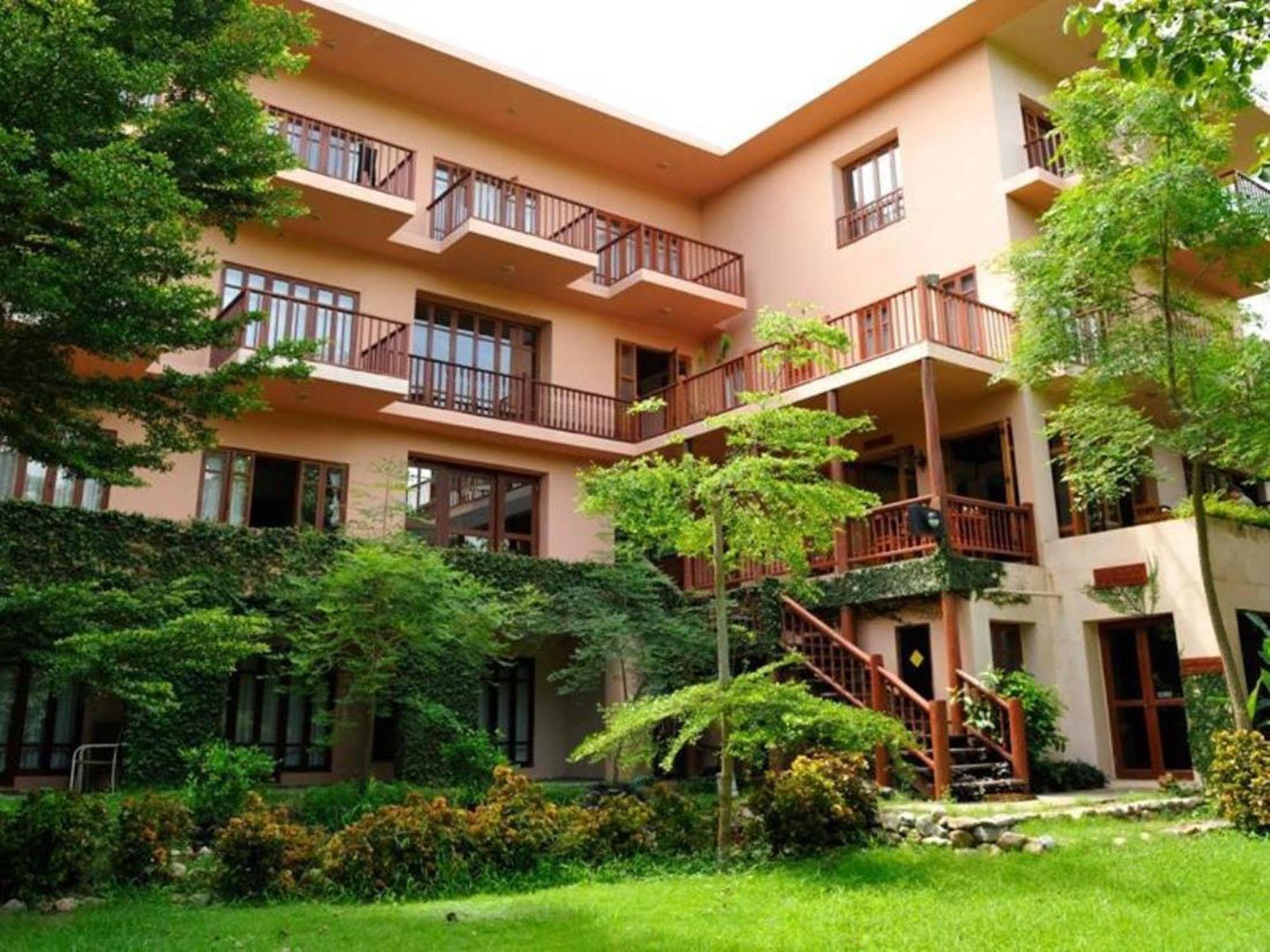 Riverhouse Resort Mae Sariang Exterior foto