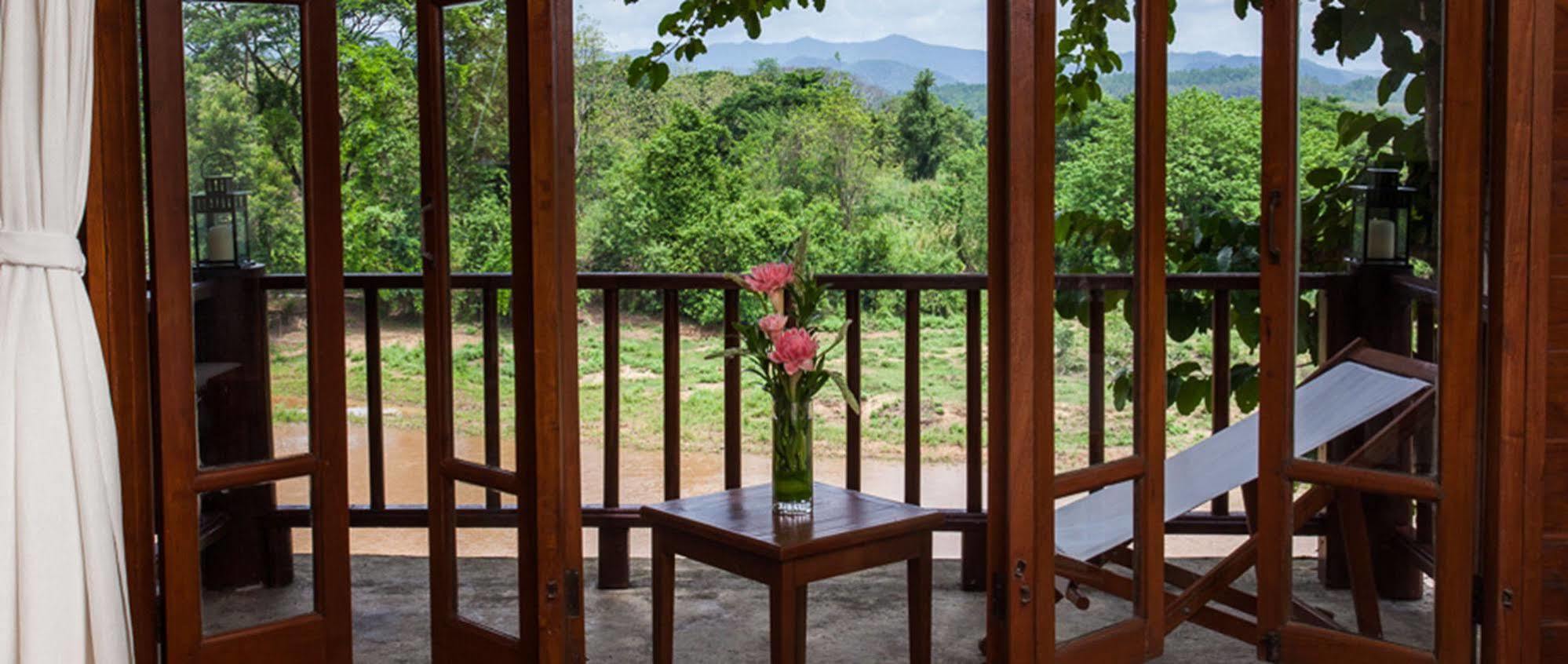 Riverhouse Resort Mae Sariang Exterior foto